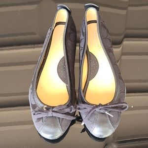 Coach flats